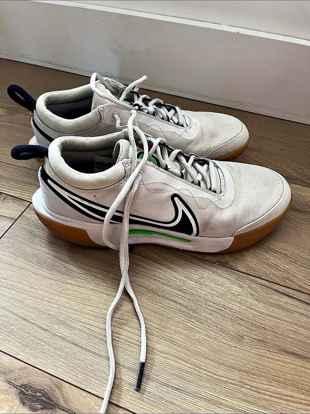 Nike React Gato Indoor/Court Soccer Shoes White & Orange US 6.5